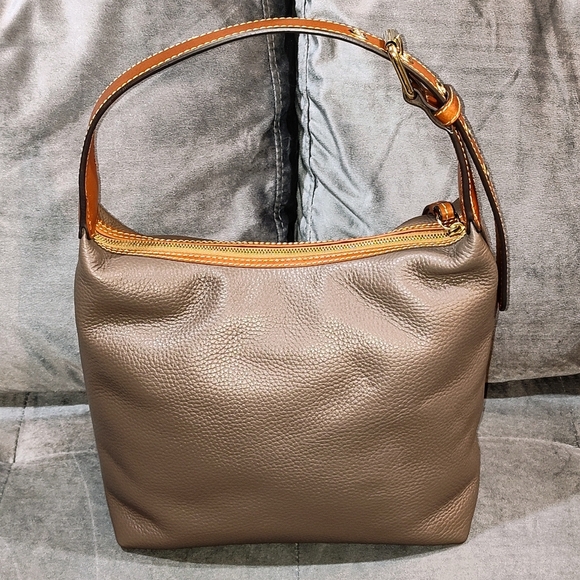 DOONEY & BOURKE PAIGE SAC PEBBLED LEATHER TASSLED HOBO BAG IN ELEPHANT BNWOT - Picture 3 of 17
